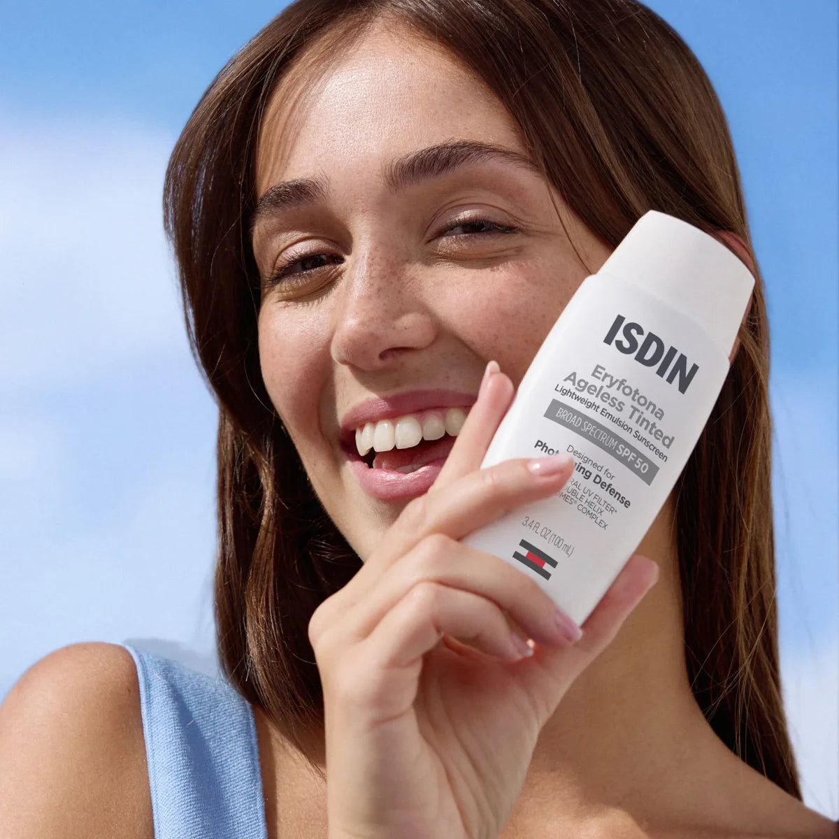 ISDIN Eryfotona Ageless Tinted Lightweight Emulsion Sunscreen SPF 50