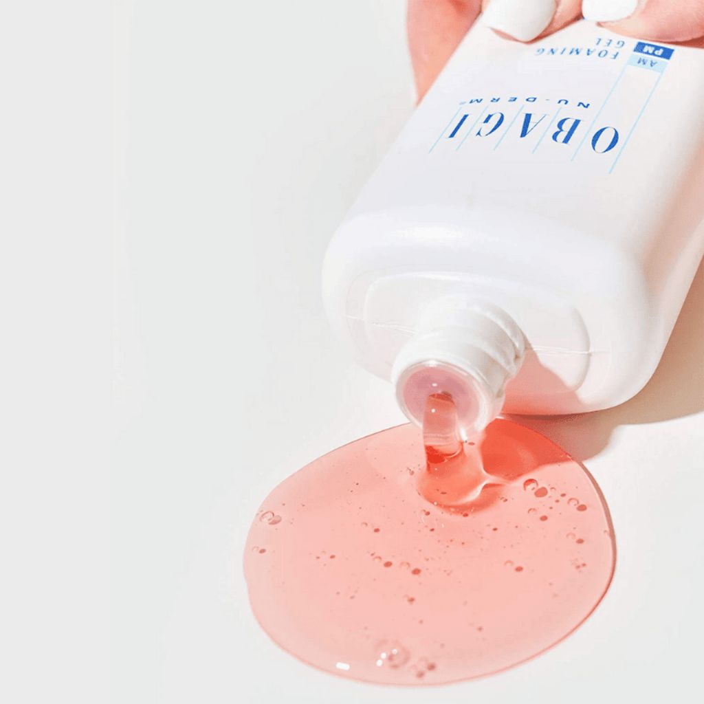 obagi-nu-derm-foaming-gel-2025-swatch-lifestyle.jpg